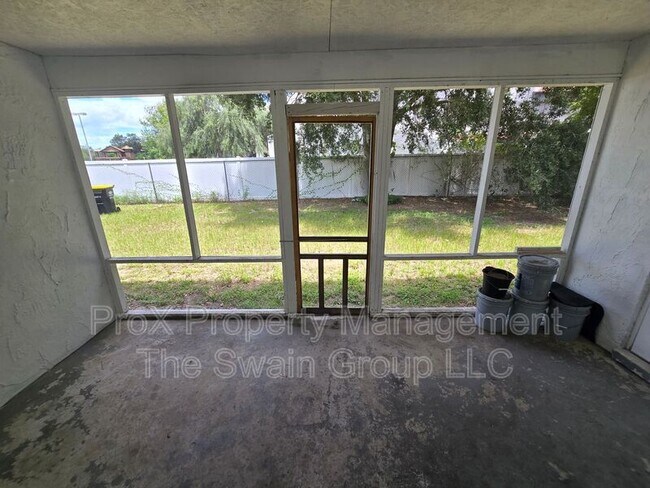 Building Photo - 3007 Reiter Dr