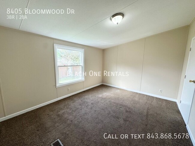 Building Photo - 8405 Bloomwood Dr