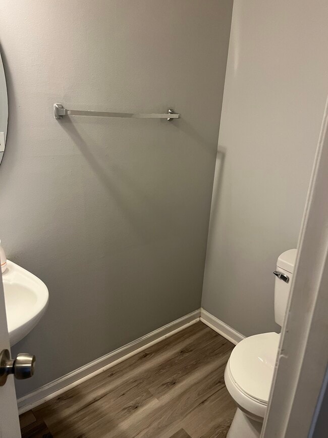 Building Photo - 5513 Stewartby Dr