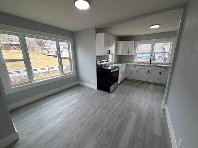 Building Photo - 3504 TN-61