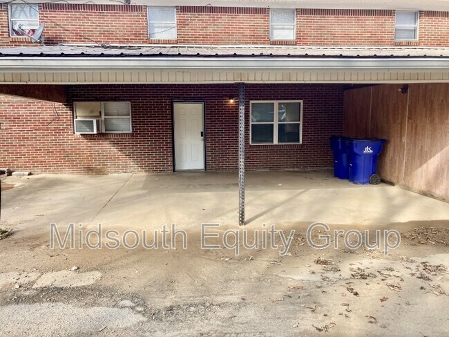 Building Photo - 127 Northside Ave