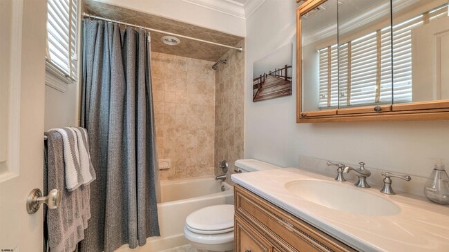 Building Photo - 6 N Lancaster Ave