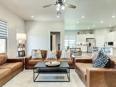 Building Photo - High-end 4 Bed, 3 Bath home in South Lubbock!