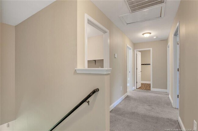 Building Photo - 2779 Rivercliff Rd