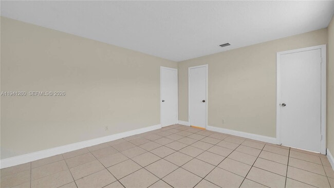 Building Photo - 5225 Mayo St