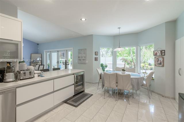 Building Photo - 8240 NW 154th Ter