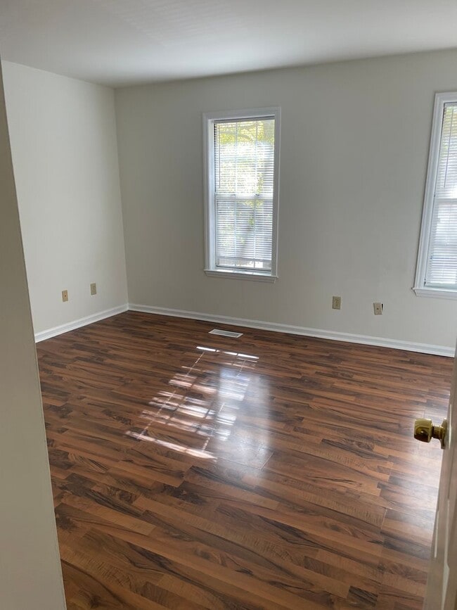 Building Photo - 6700 Bevington Ridge Rd