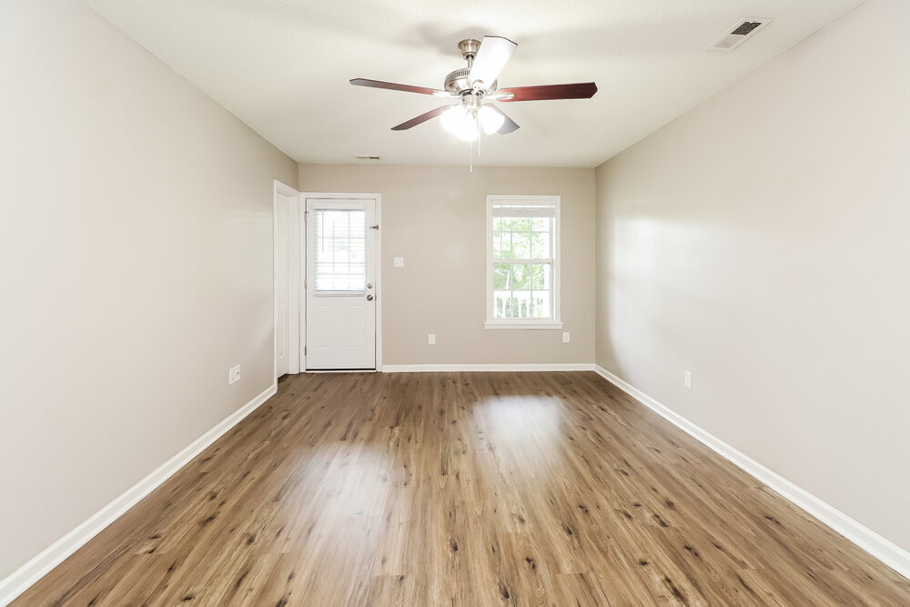 Building Photo - 1310 Candlewood Dr