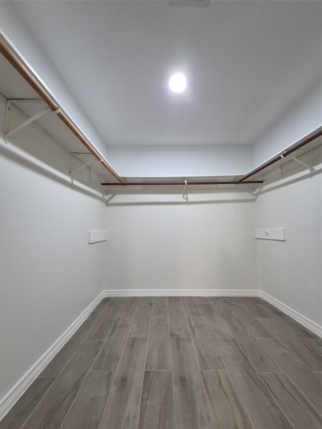 Building Photo - 3402 Cascadia Dr