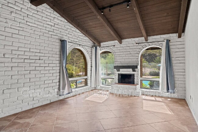 Building Photo - 4085 Via Palo Verde Lago