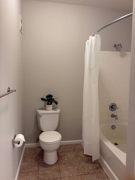 Bathroom - 1465 Blue Sky Cir