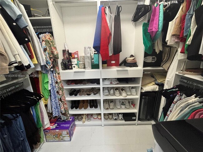 Building Photo - 8143 SW 162nd Path