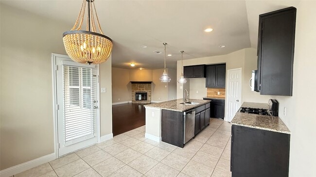 Building Photo - 1001 Perennial Ln