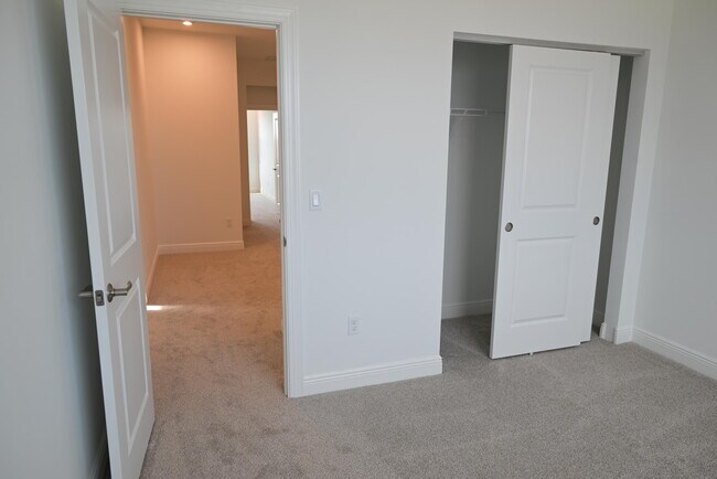 Building Photo - 3599 NW Solange Ct