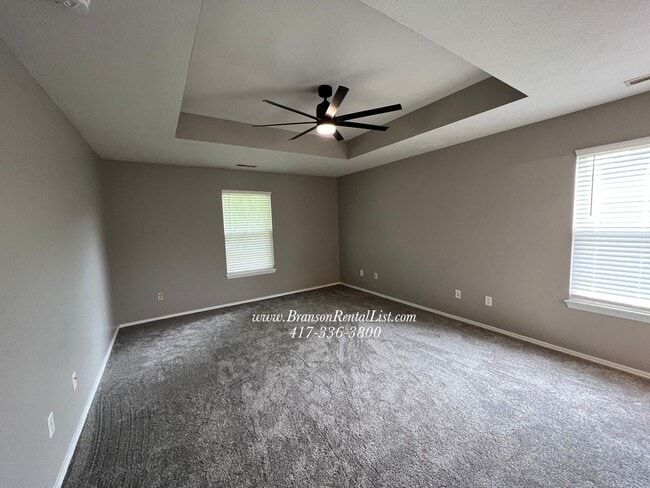 Building Photo - Newly Remodeled 3BR/2BA