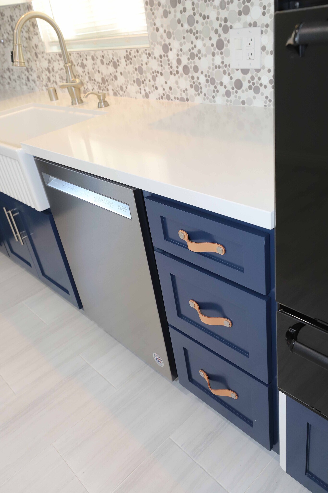 Building Photo - 1025 S Sherbourne Dr