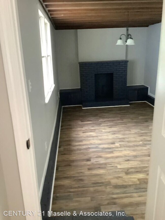 Building Photo - 4 br, 2 bath House - 618 Launcelot