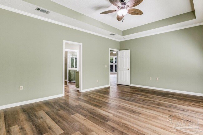 Building Photo - 1443 Champions Green Dr