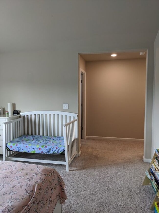 Building Photo - North Creek 4 Bedroom Home