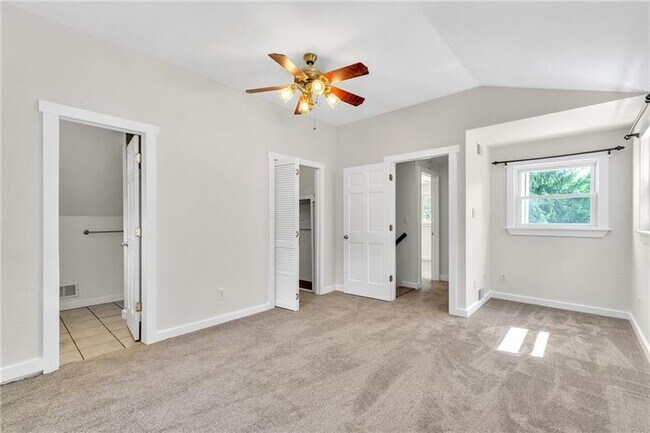Building Photo - 116 Purvis Ln