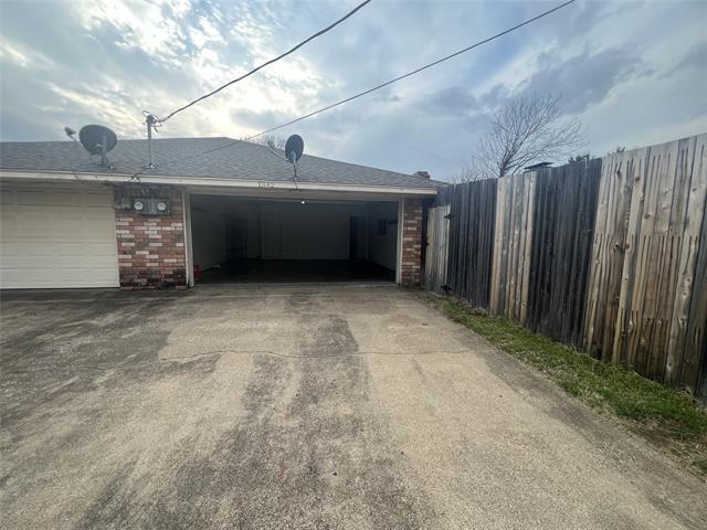 Building Photo - 1342 Briarbrook Dr