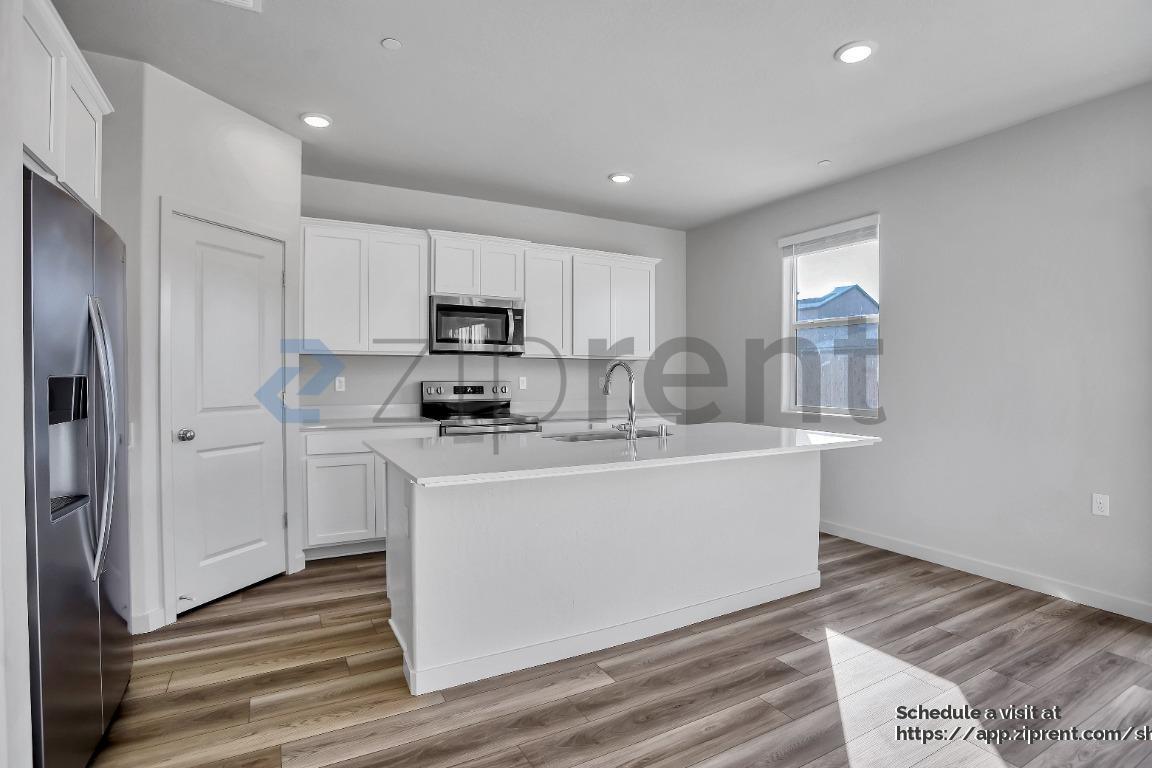 Building Photo - 4782 Sami Jo Dr