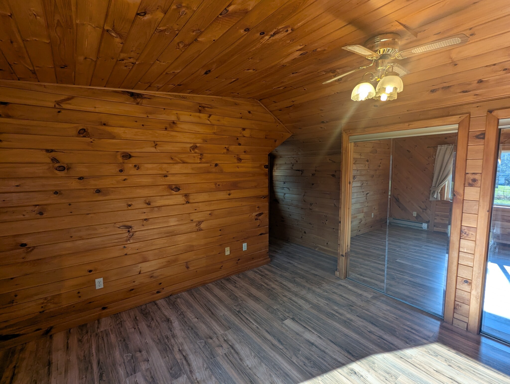 Building Photo - 615 E Miller Rd