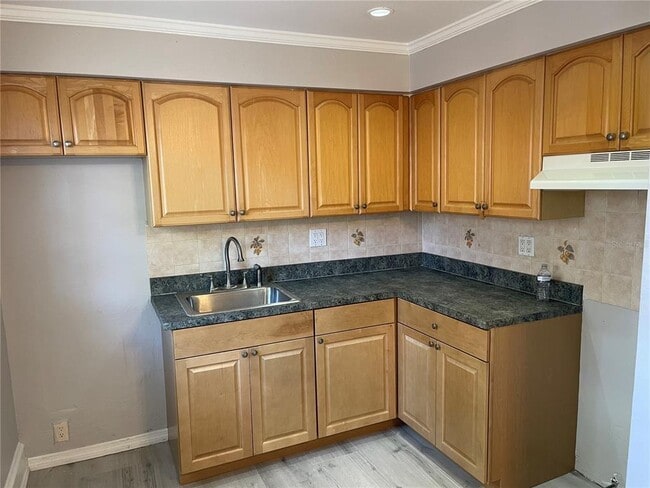 Building Photo - 639 Michigan Blvd