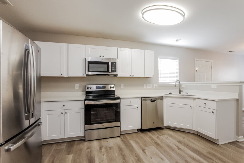 Building Photo - 2449 Reid Oaks Dr