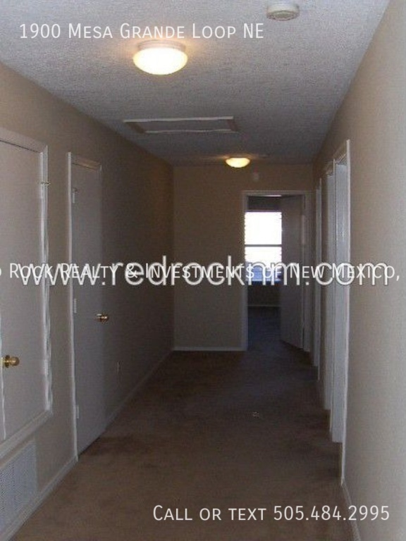 Building Photo - Spacious 4BR + Loft in Rio Rancho!