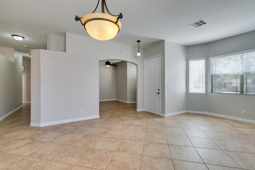 Building Photo - 1404 Pullman Pointe Ct
