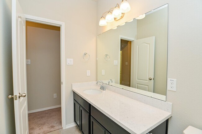 Building Photo - 8807 Trenton Landing Ln