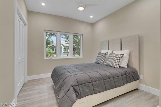 Building Photo - 5150 Sand Dollar Ln