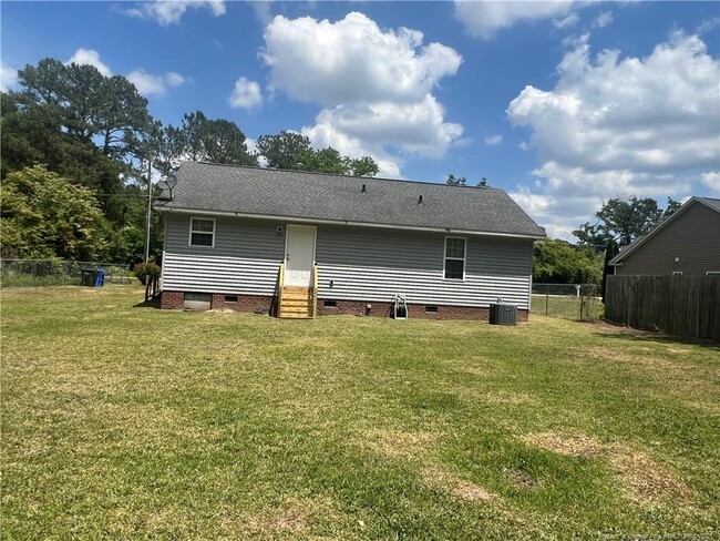 Building Photo - 626 Horseshoe Rd