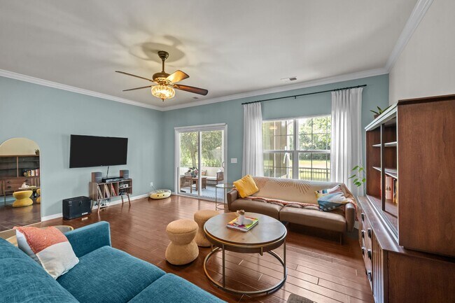 Building Photo - Relax by the Water – 4BR Home with Pond Views in Creekside