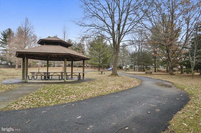 Building Photo - 11808 Coldstream Dr