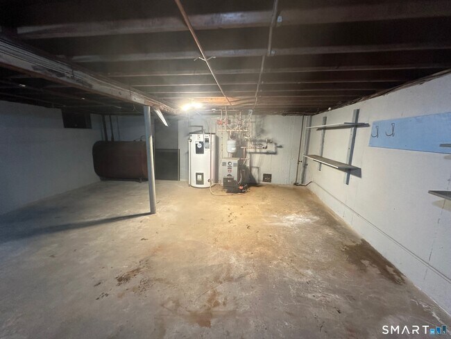 Building Photo - 161 Brion Dr