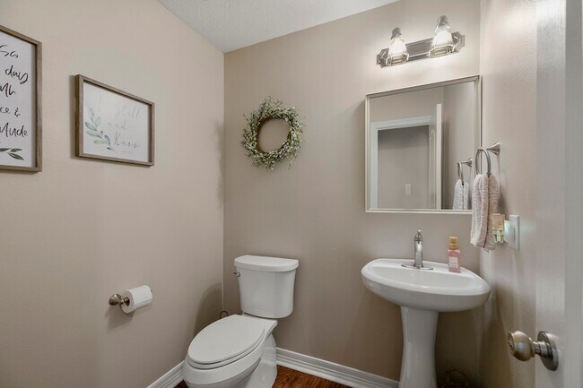 Building Photo - 15519 Marble Canyon Way