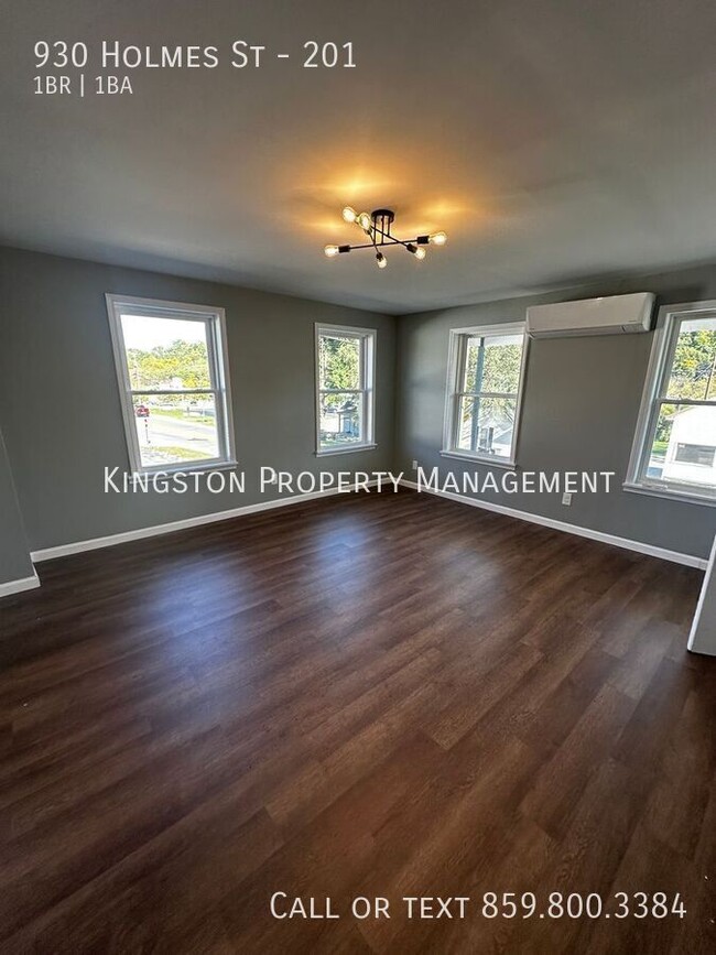 Building Photo - Newly Remodeled 1 Bedroom Now Available!