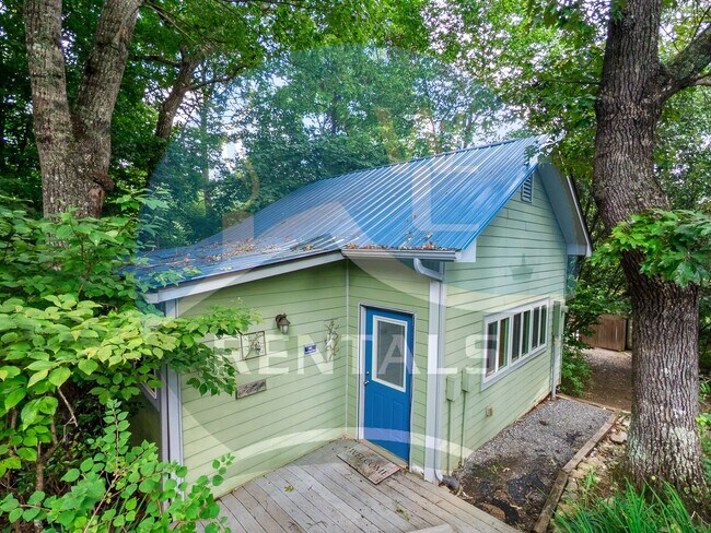 Building Photo - 62 Loveland Vis
