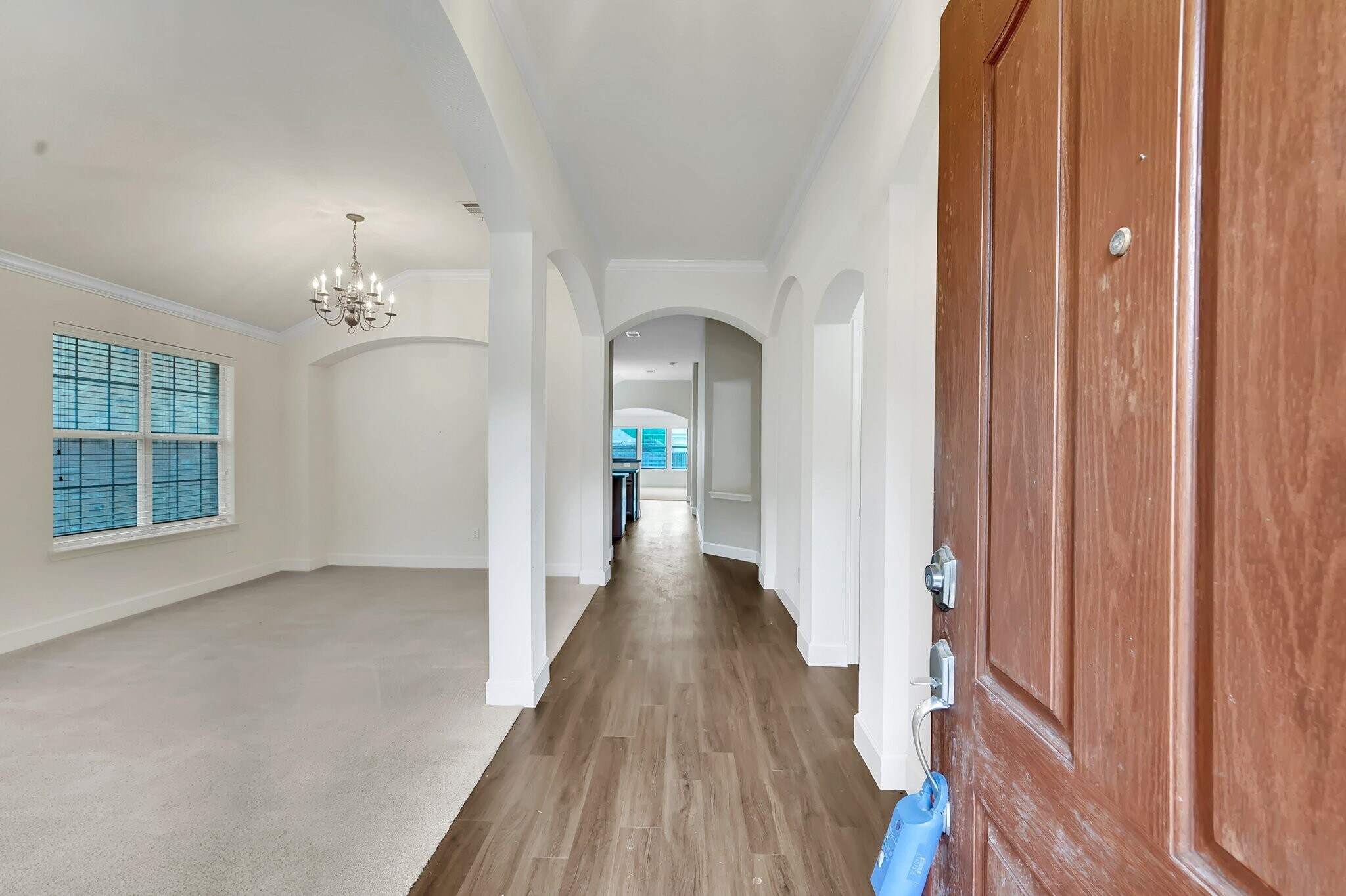 Building Photo - 12618 Red Hawk Dr