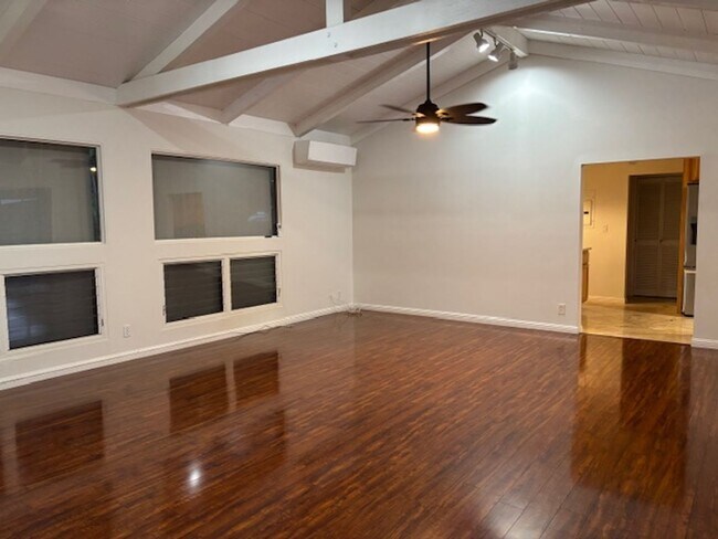 Building Photo - 68-1793 Lina Poepoe St Unit 1