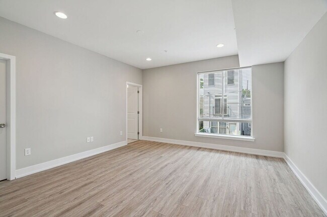 Building Photo - 2612 Annin St