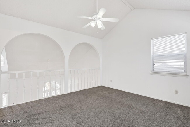Building Photo - 4620 Loma De Cobre Dr