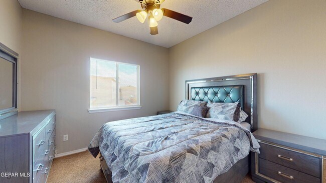 Building Photo - 12231 Tierra Baja Way