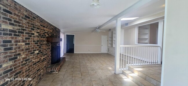 Building Photo - 4 Sewanee Cir
