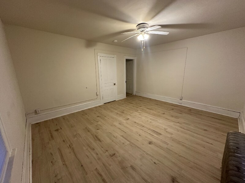 Building Photo - 381-383-383 S 3rd St