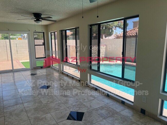 Building Photo - 5431 W Cochise Dr