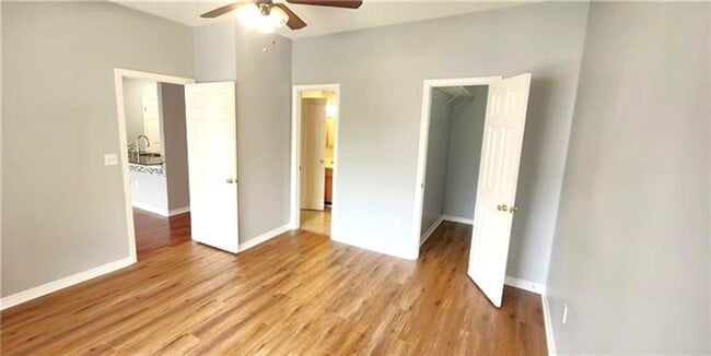 Building Photo - One Bedroom Rental
