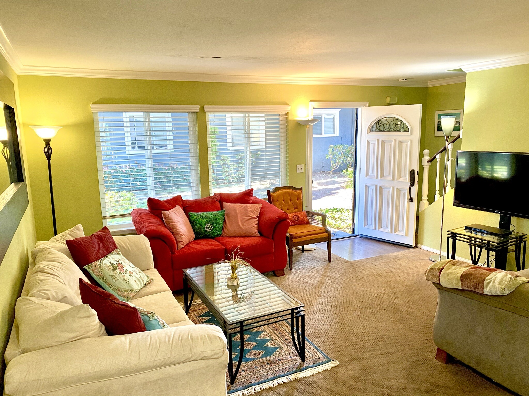 Building Photo - 117 Lexington Ln